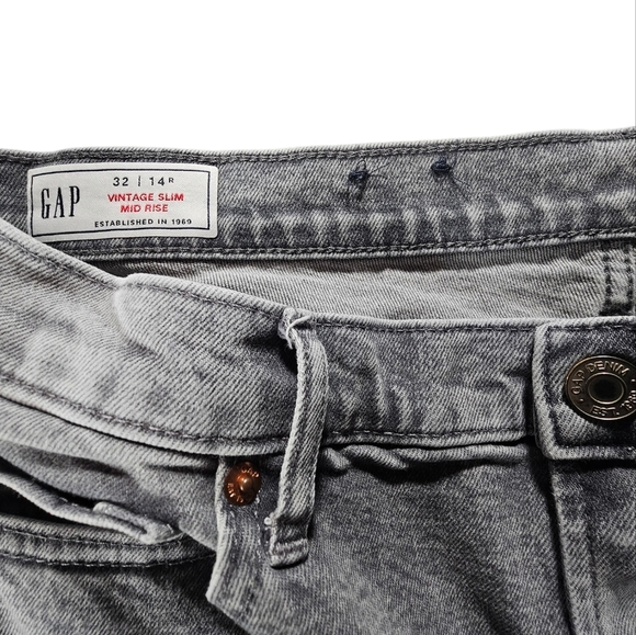 Gap Distressed vintage slim mid rise Gray Denim Jeans size 32/ 14R - Picture 3 of 5
